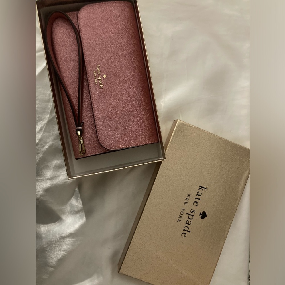 Kate Spade- Boxed medium glitter flap phone wristlet